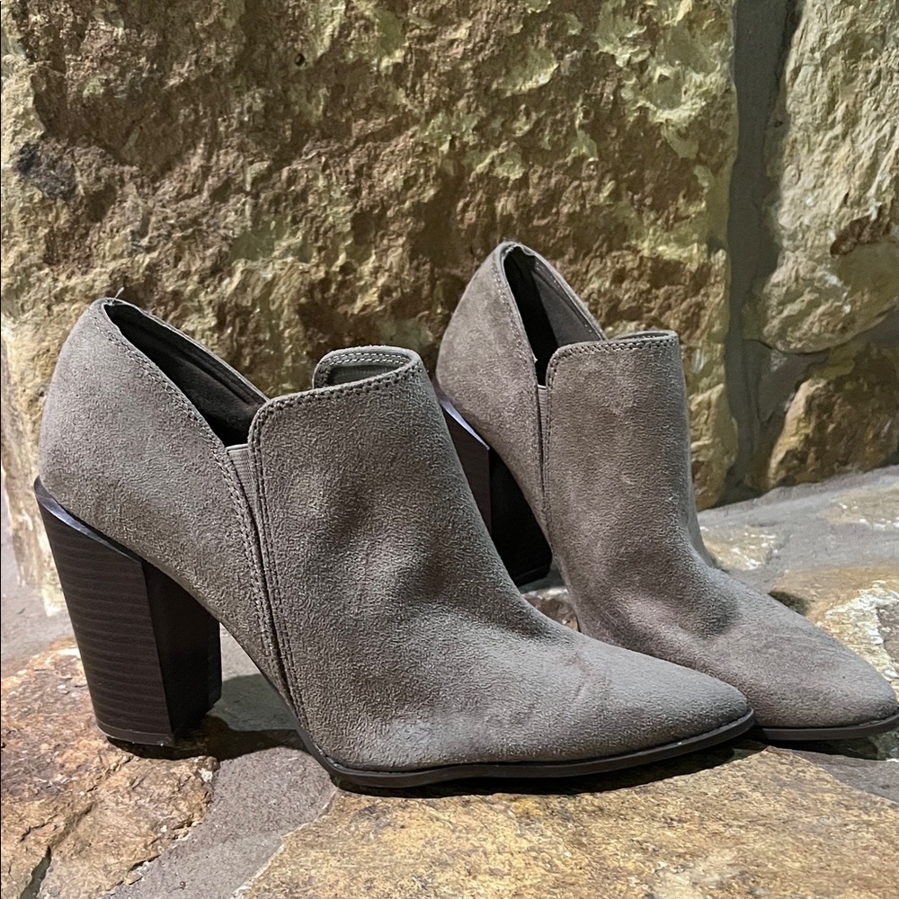 Qupid Heeled Booties